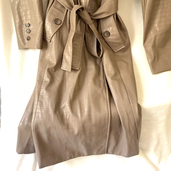 NWT Vince Camuto Faux Leather Trench Coat Tan Croc Embossed  Maxi Jacket Size XL - Picture 4 of 14